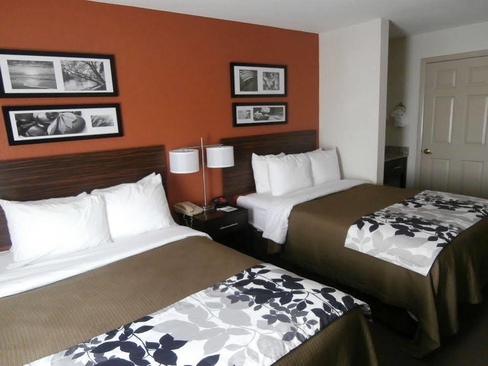 Sleep Inn & Suites Riverfront Эллентон Экстерьер фото