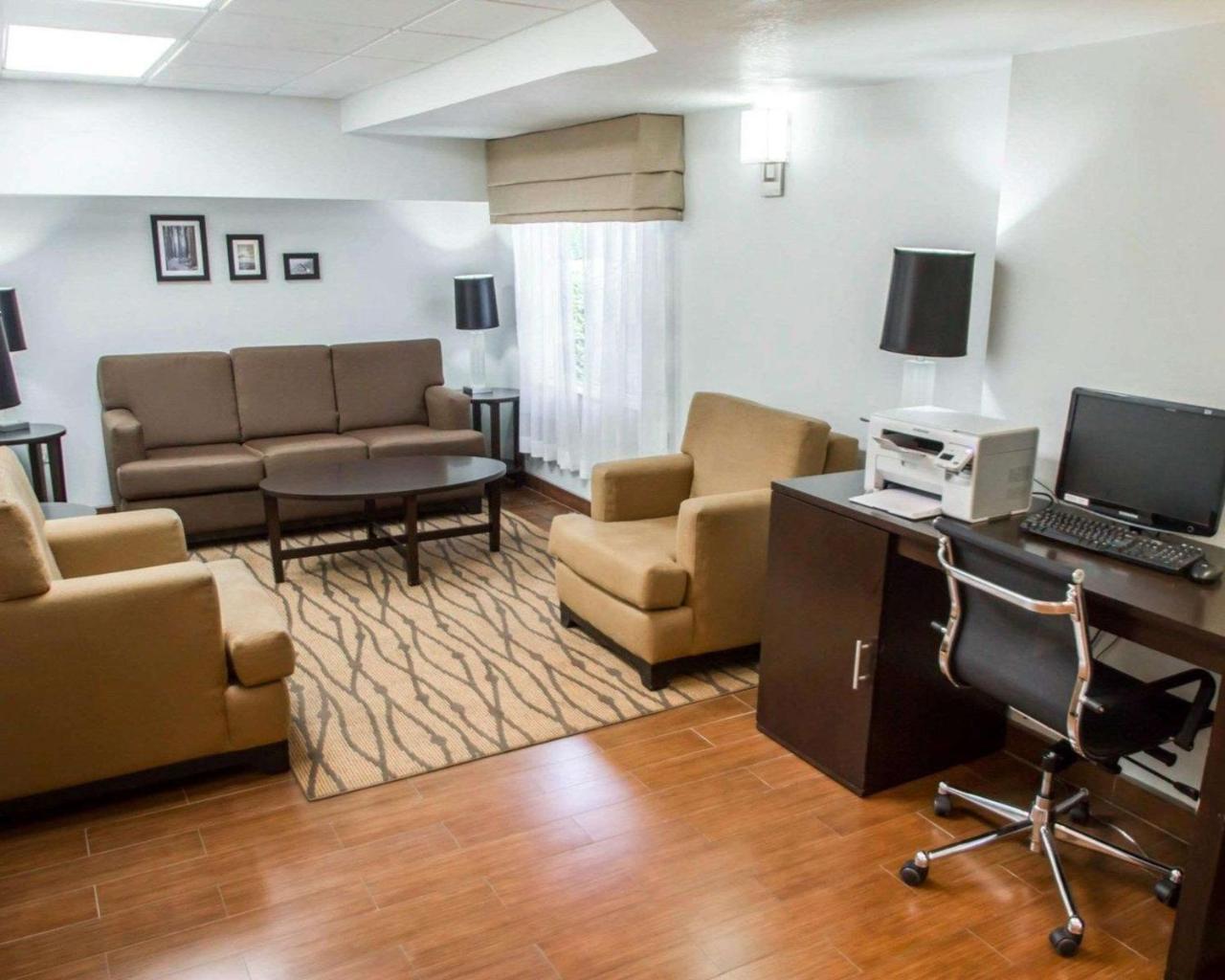 Sleep Inn & Suites Riverfront Эллентон Экстерьер фото