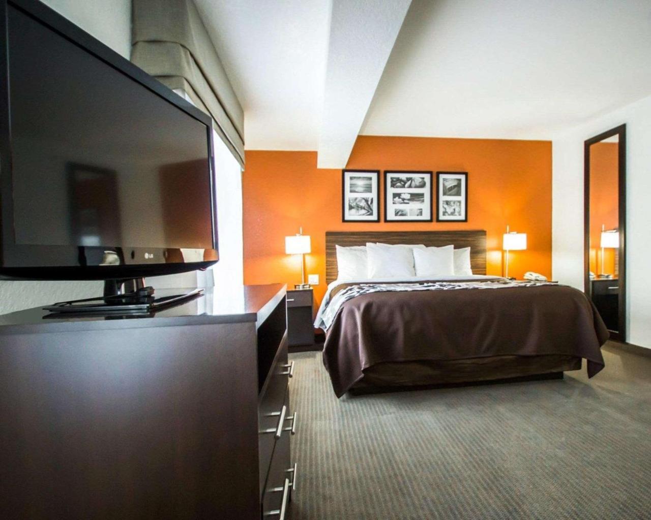 Sleep Inn & Suites Riverfront Эллентон Экстерьер фото